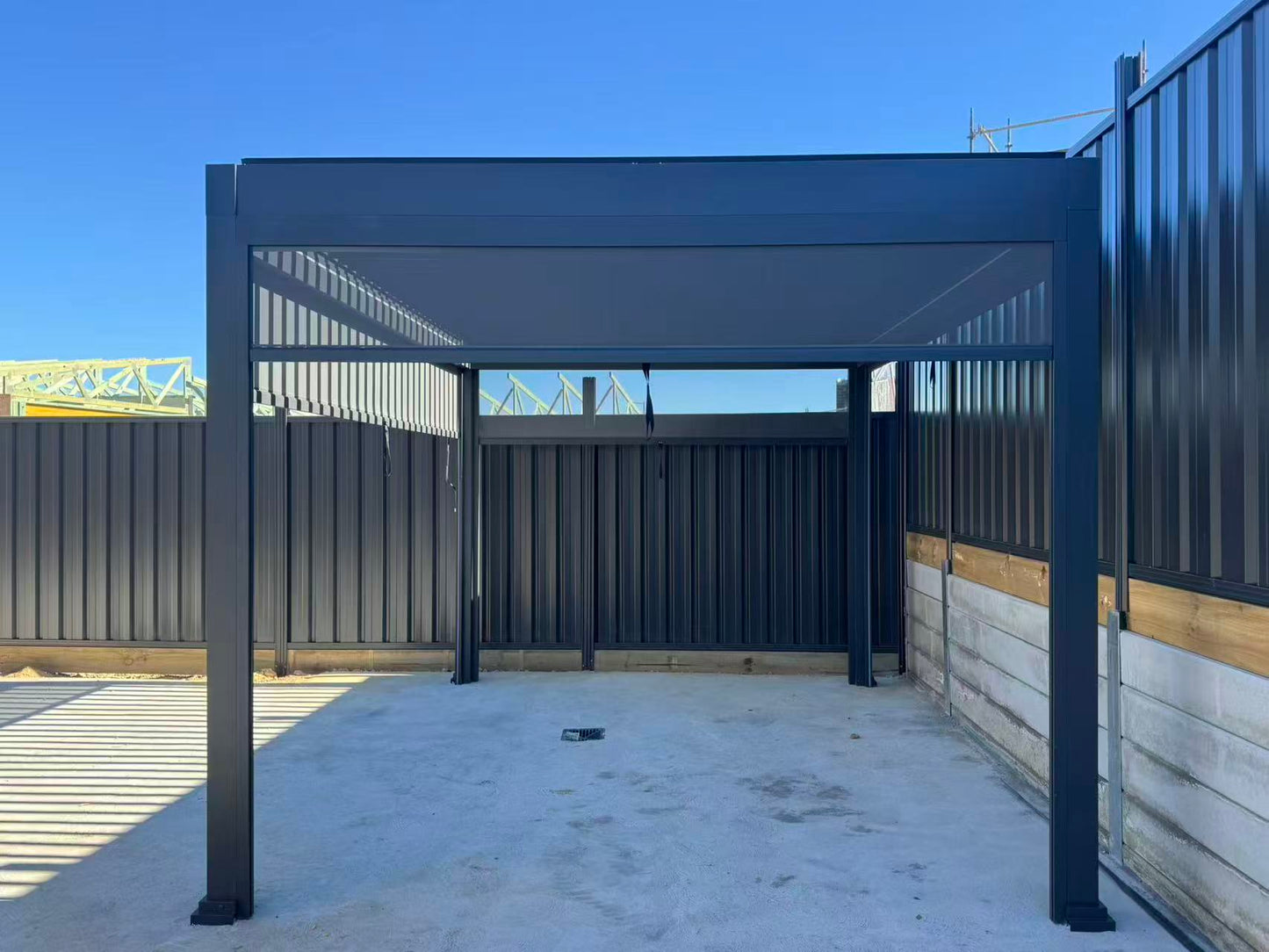 Terra Premier Modular Louvred Pergola